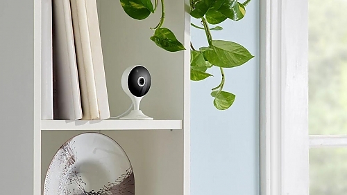 indoor_wifi_camera_shelf